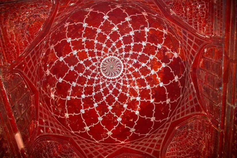 Fascinantes e hipnotizantes arcos de mezquitas