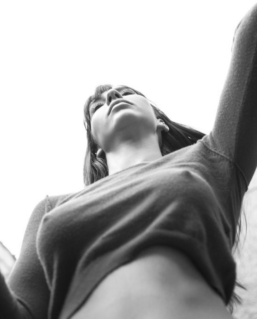 Fashion photographer Omar Corea and his hot girls