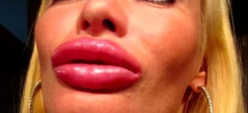 Fashion trends that have long looked ridiculous Fashion trends that have long looked ridiculous