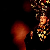 Fashion Without Borders: How Outrageous Scarlett Cannon Changed the Concept of Style