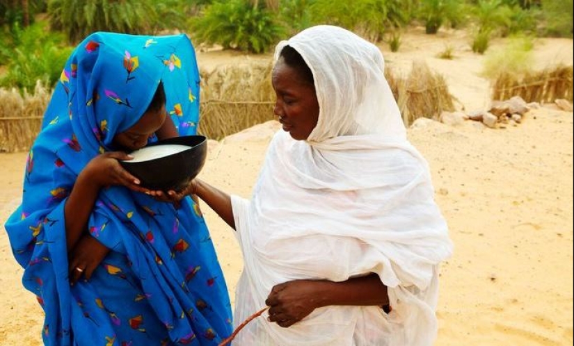 Fealdad en aras de la felicidad: cómo las madres en África e India mutilan a sus hijas para organizar sus vidas