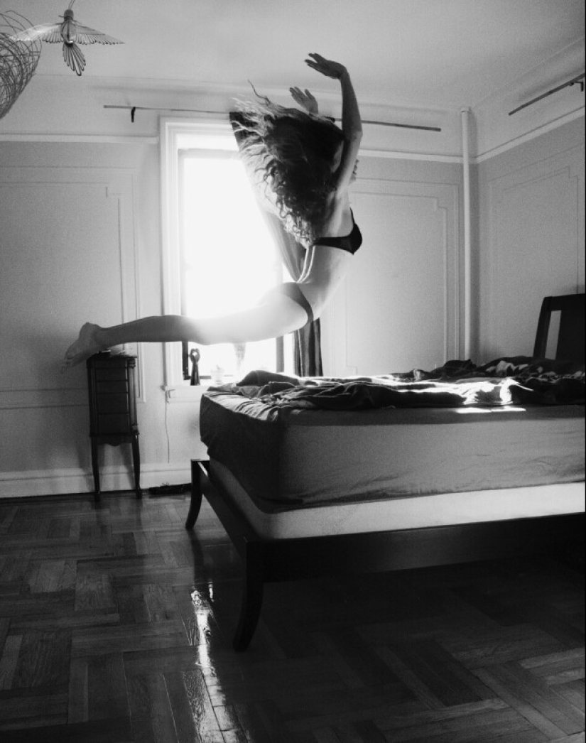 Femininity, peace and romance in the photos of Adrian Nina