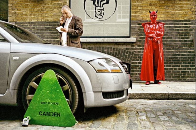 &quot;Filmamos para que la gente se haga preguntas&quot;: una selección de fotografías que exigen explicaciones desesperadamente