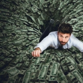 Financial dysmorphia - how thoughts about money destroy our lives