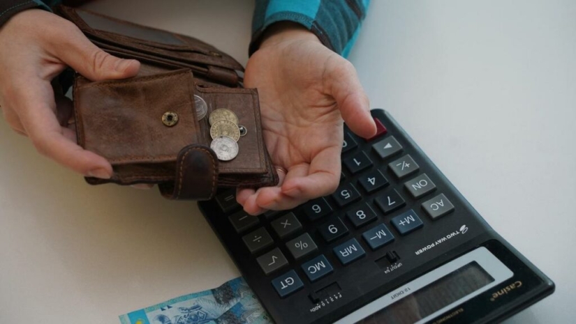 Financial dysmorphia - how thoughts about money destroy our lives