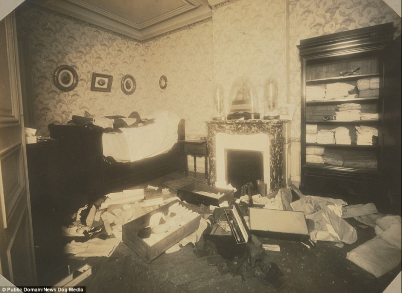 First-of-its-kind crime scene photos from 1904 First-of-its-kind crime scene photos from 1904
