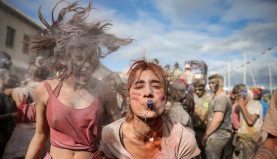 Flour Instead of Weapons: How the Greek Town of Galaxidi Celebrates the End of Winter Flour Instead of Weapons: How the Greek Town of Galaxidi Celebrates the End of Winter