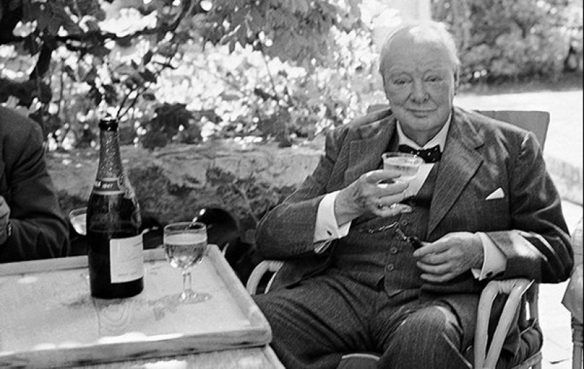 Foie gras, oysters, cognacs, cigars - what did Winston Churchill indulge himself with during the war Foie gras, oysters, cognacs, cigars - what did Winston Churchill indulge himself with during the war