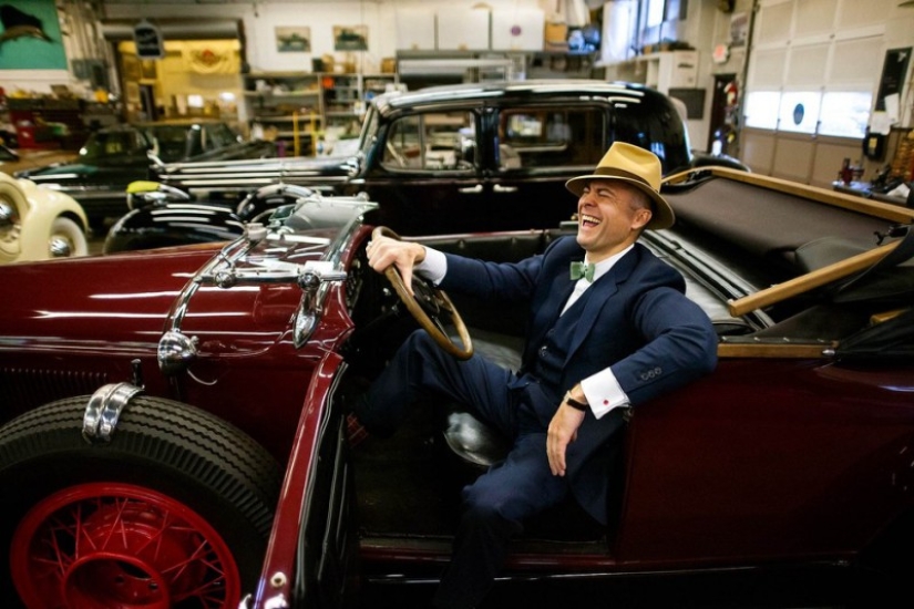 Forward to the past, o 9 ejemplos de cómo las personas modernas están atrapadas en épocas pasadas Forward to the past, o 9 ejemplos de cómo las personas modernas están atrapadas en épocas pasadas