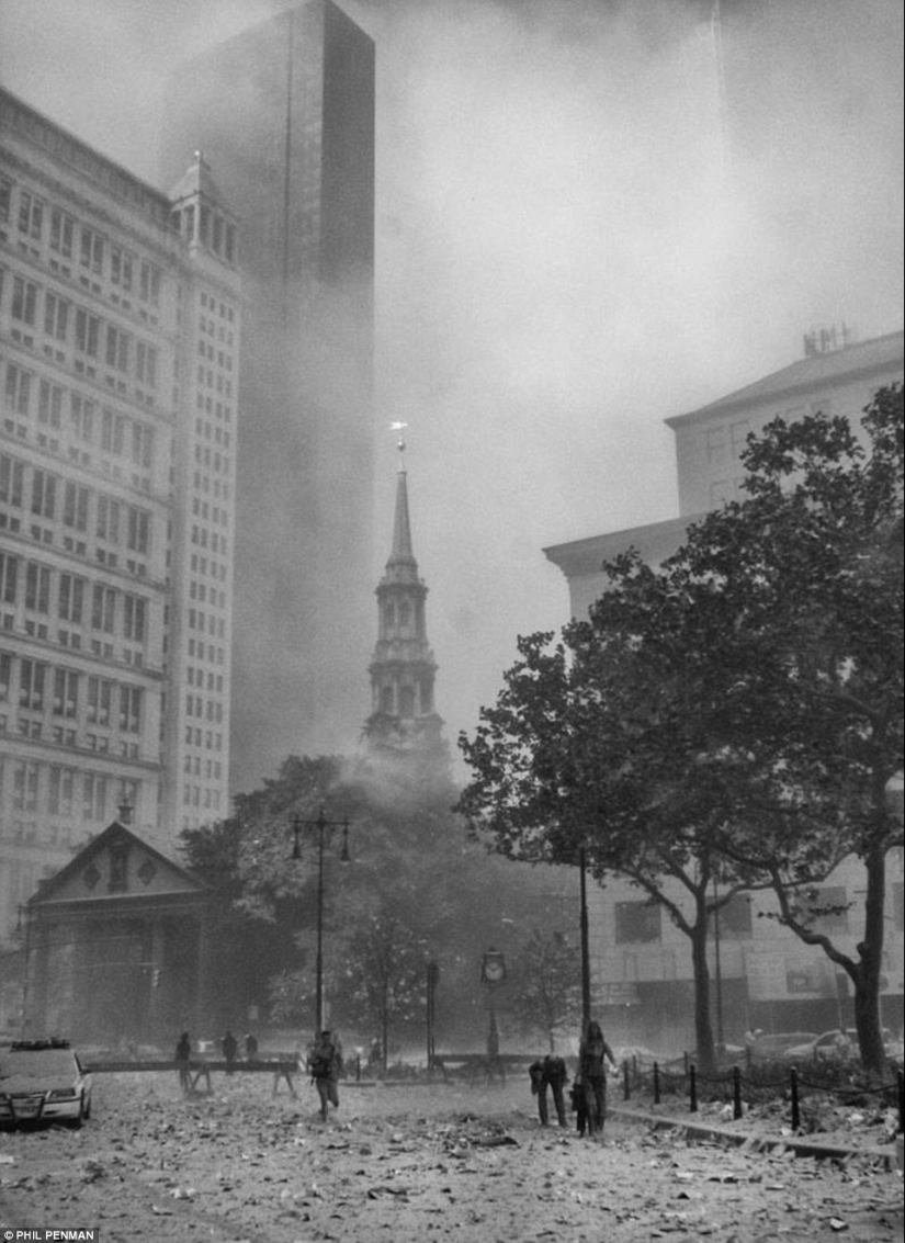 Fotos del británico Phil Penman, que estaba en la escena del ataque terrorista del 9/11 Fotos del británico Phil Penman, que estaba en la escena del ataque terrorista del 9/11