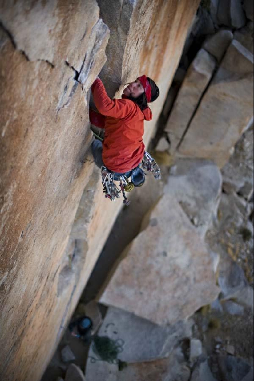 Fotos impresionantes de escaladores de roca
