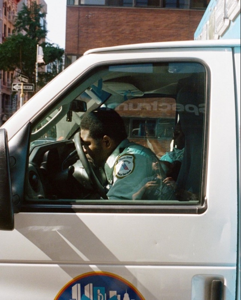 Fotos inusuales de neoyorquinos de "paparazzi para extraños" Daniel Arnold Fotos inusuales de neoyorquinos de "paparazzi para extraños" Daniel Arnold