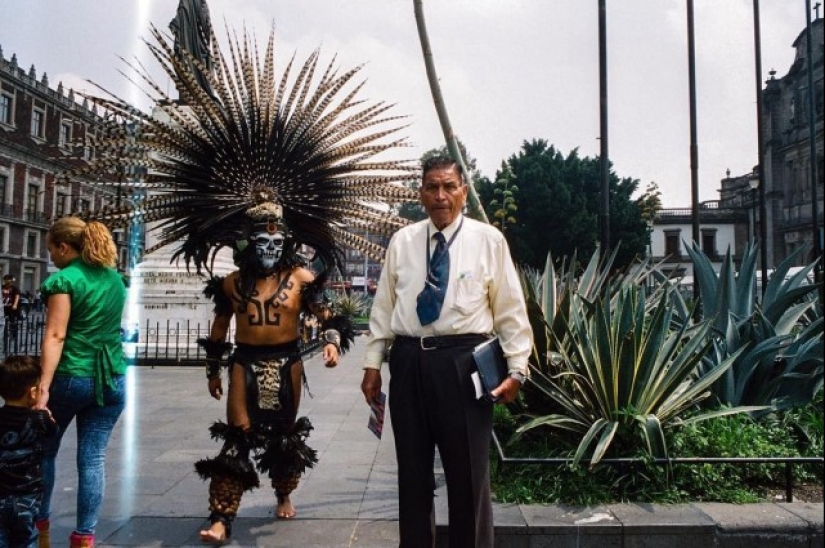 Fotos inusuales de neoyorquinos de "paparazzi para extraños" Daniel Arnold Fotos inusuales de neoyorquinos de "paparazzi para extraños" Daniel Arnold