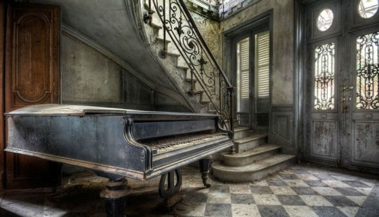 Fragmentos de la vieja Francia: edificios abandonados de increíble belleza Fragmentos de la vieja Francia: edificios abandonados de increíble belleza