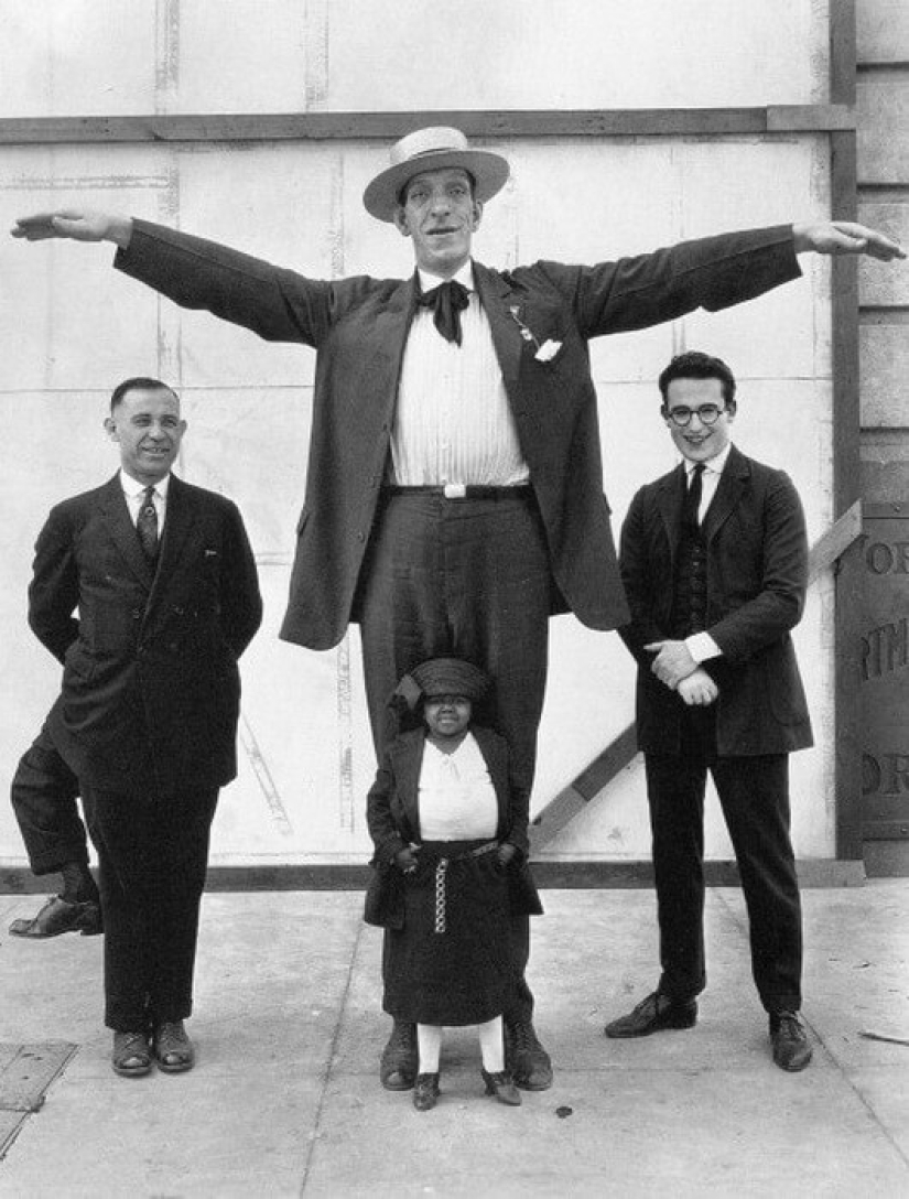 Francesco Lentini - the three-legged "king of freaks" who conquered America Francesco Lentini - the three-legged "king of freaks" who conquered America