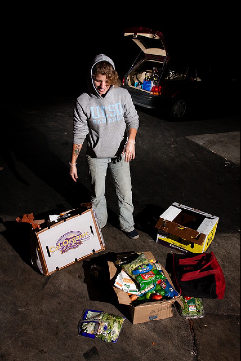 Freeganismo - negación del consumismo Freeganismo - negación del consumismo