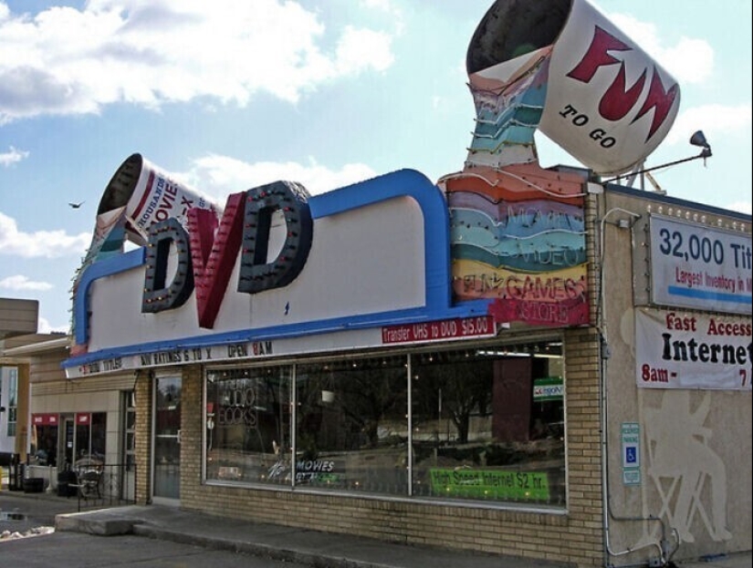 From a church to a tattoo parlor and 24 other examples of buildings that have been redone