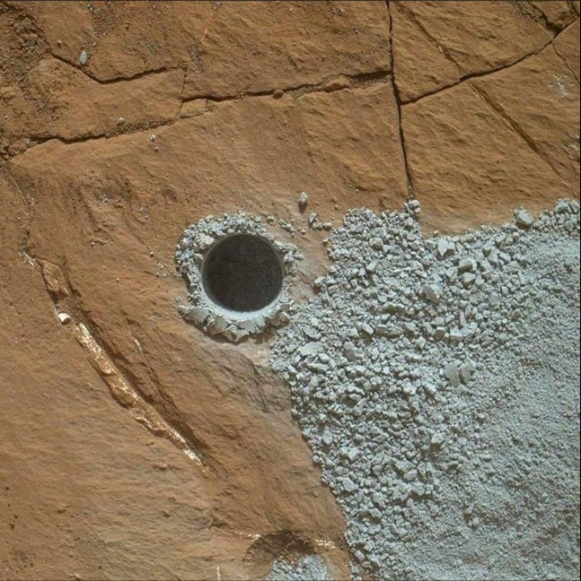 From Malachite to Zimbabwe's Trillion: 22 Amazing Photos You Don't See Every Day From Malachite to Zimbabwe's Trillion: 22 Amazing Photos You Don't See Every Day