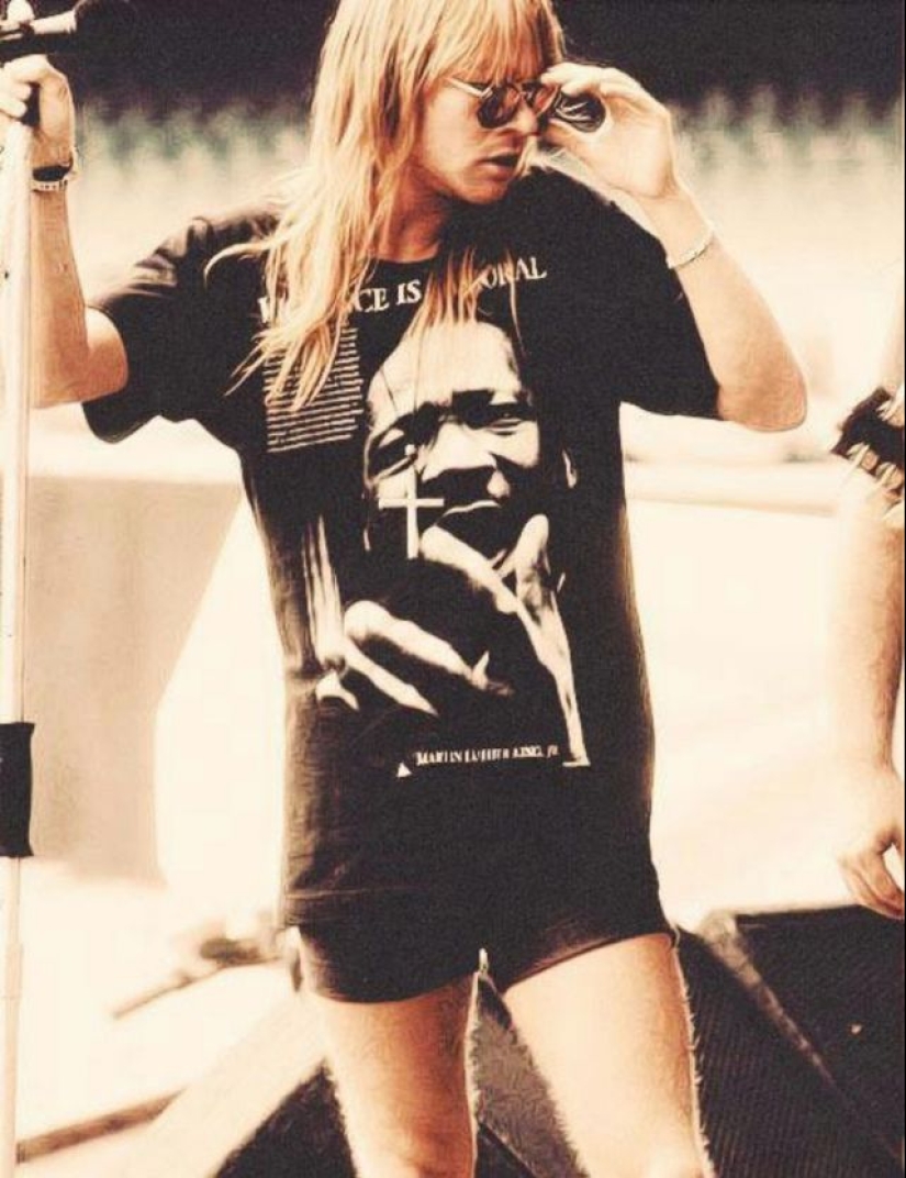 From mercury to Def Leppard: 20+ rock stars and rebels of the past in short shorts From mercury to Def Leppard: 20+ rock stars and rebels of the past in short shorts