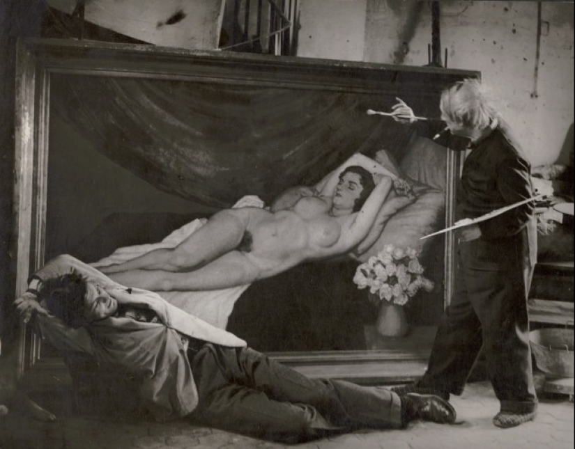 From Prostitutes to Picasso: How Brassaï Conquered the World