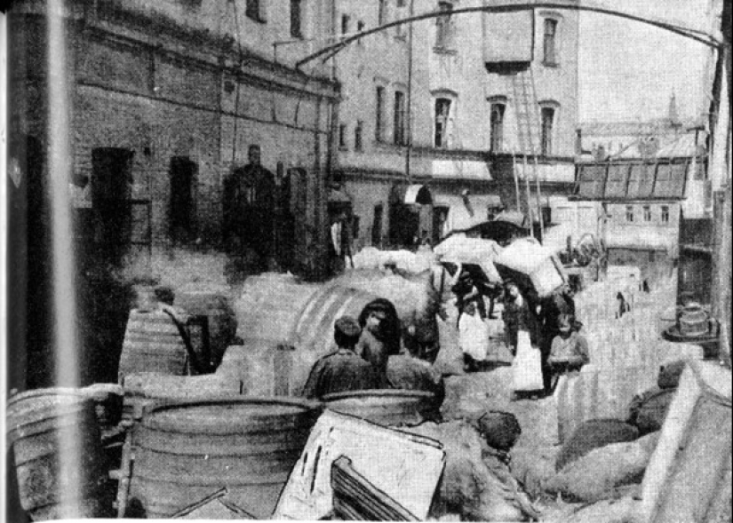 From serf to court supplier: the story of the “vodka king” Pyotr Smirnov