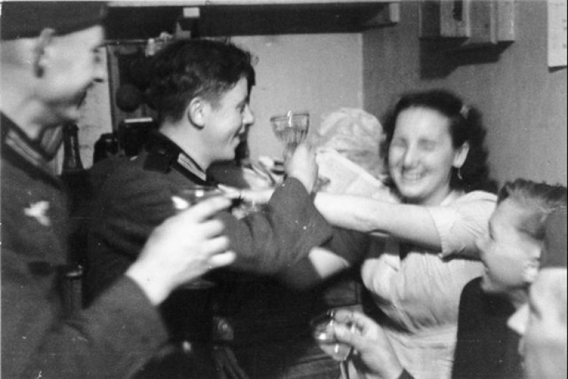 Front-line venereology, or How they fought with the consequences of military-sexual novels Front-line venereology, or How they fought with the consequences of military-sexual novels