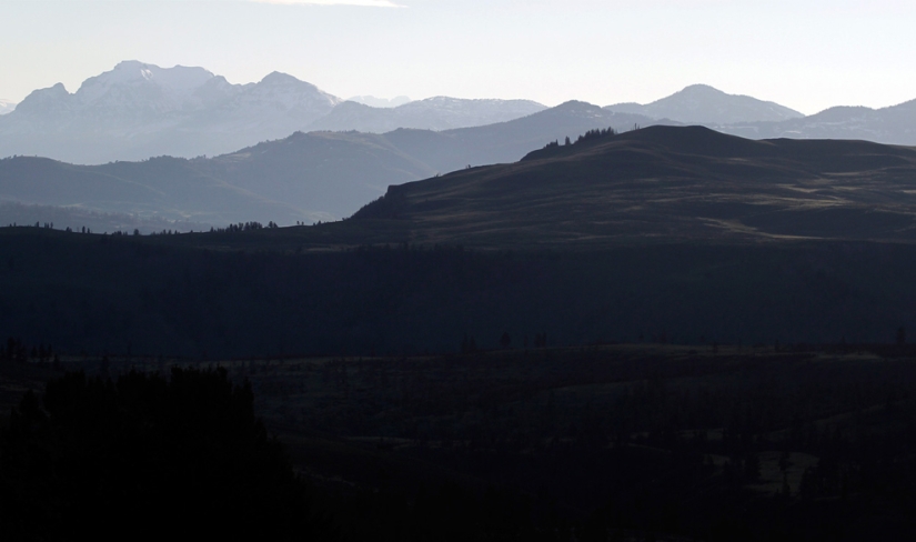 Géiseres, bisontes y otros lugares de interés de Yellowstone Géiseres, bisontes y otros lugares de interés de Yellowstone