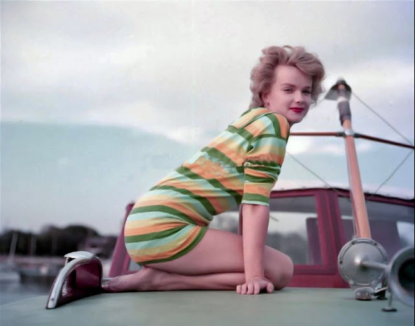 Gentlemen prefer blondes: 17 star beauties from the 50s, for whom our grandfathers could pine