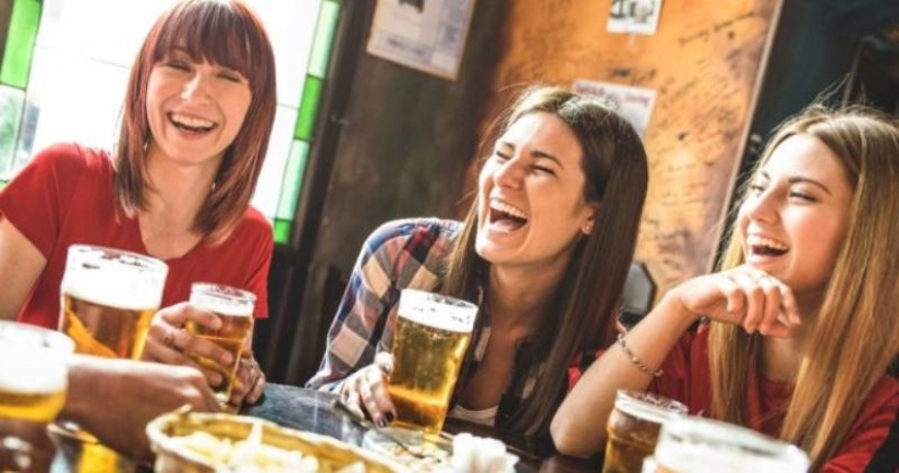 German scientists have explained why beer helps us to become happier German scientists have explained why beer helps us to become happier