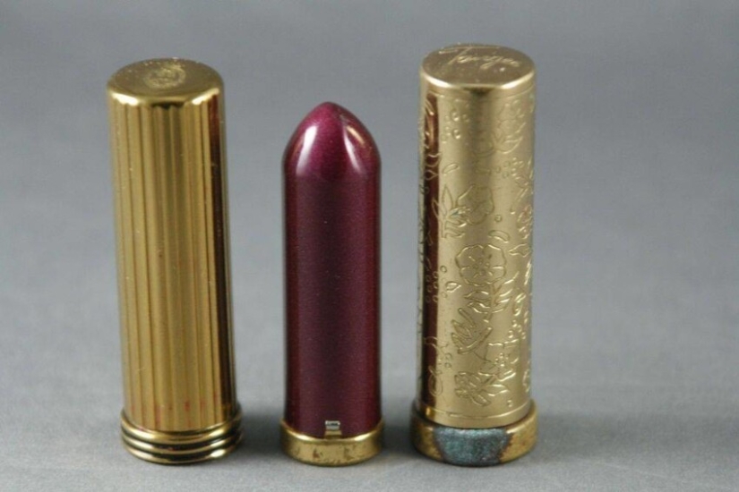 Gingham napkin and 22 more things whose meaning explained the collective mind