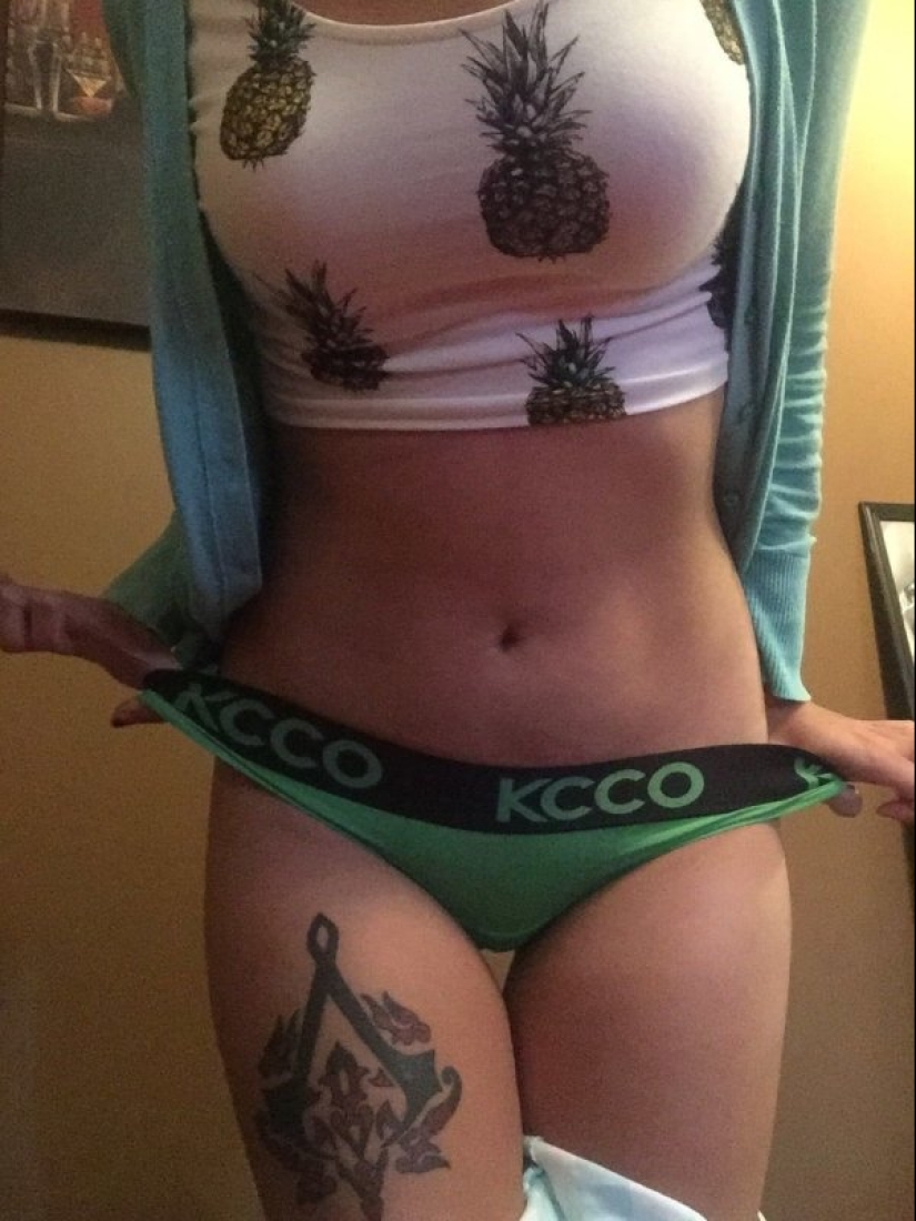 Girls and pineapples: 20+ hot pictures, from which will flow salivating