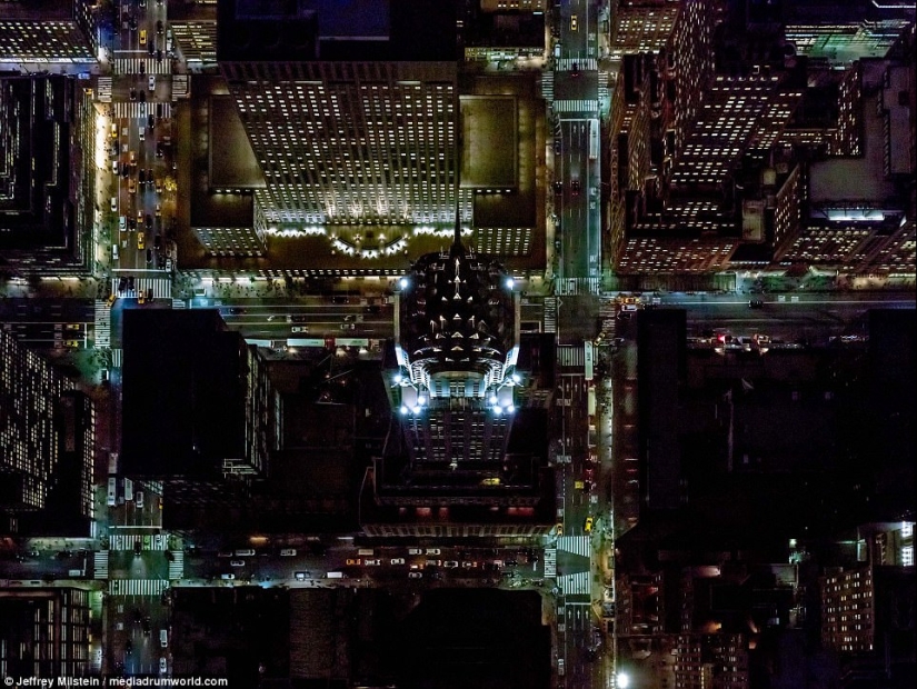 Glance from heaven to "the Big Apple" and "City of angels" Glance from heaven to "the Big Apple" and "City of angels"