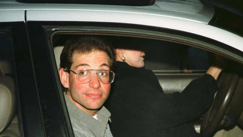 Hacker Kevin Mitnick: From Enemy of the State to Defender of Cyberspace
