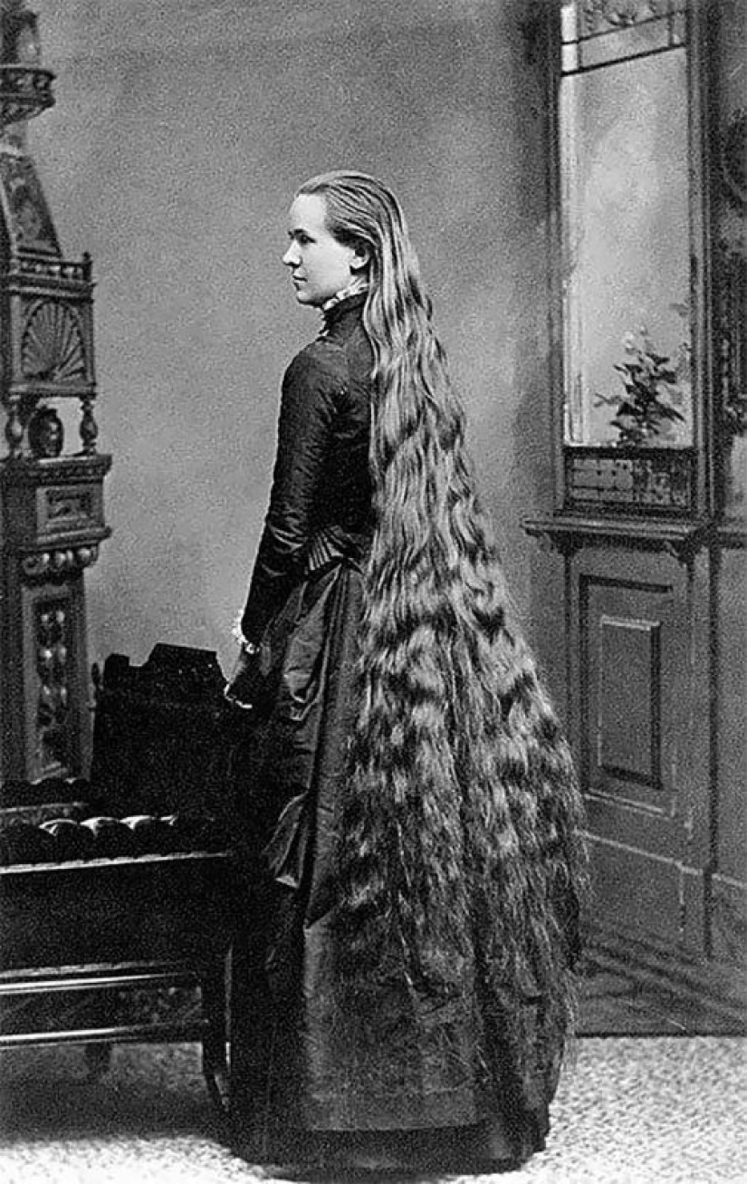 Hair lifetime: beauties of the Victorian era, which never had a haircut Hair lifetime: beauties of the Victorian era, which never had a haircut