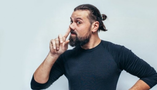 He picked his nose — he remained a fool: an unpleasant habit can lead to dementia He picked his nose — he remained a fool: an unpleasant habit can lead to dementia