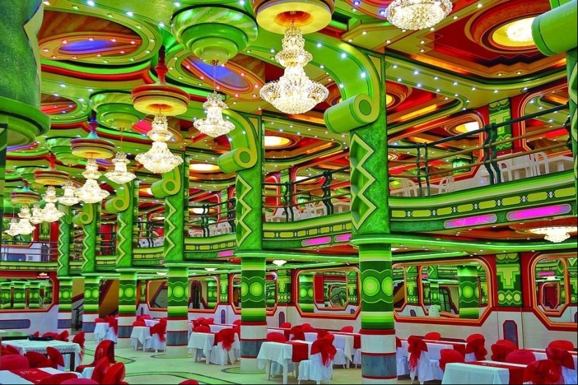 High in the mountains of Bolivia, there are houses that will make you believe in aliens