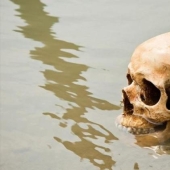 Himalayan Lake Roopkund is a cemetery of 500 people, which keeps its secret