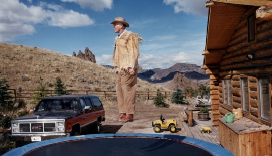 Historias absurdas en fotografías de Lars Tunbjörk Historias absurdas en fotografías de Lars Tunbjörk