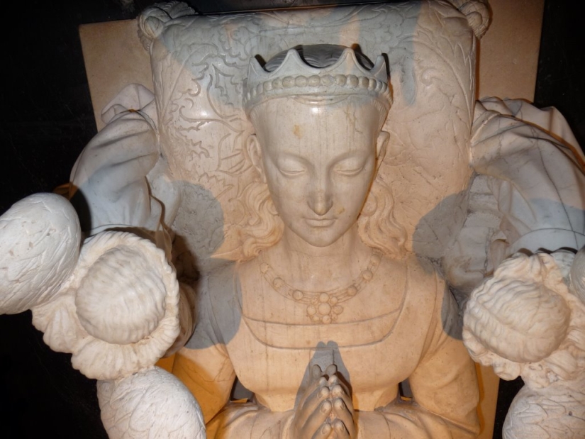 How Agnes Sorel, the most beautiful woman in history, died