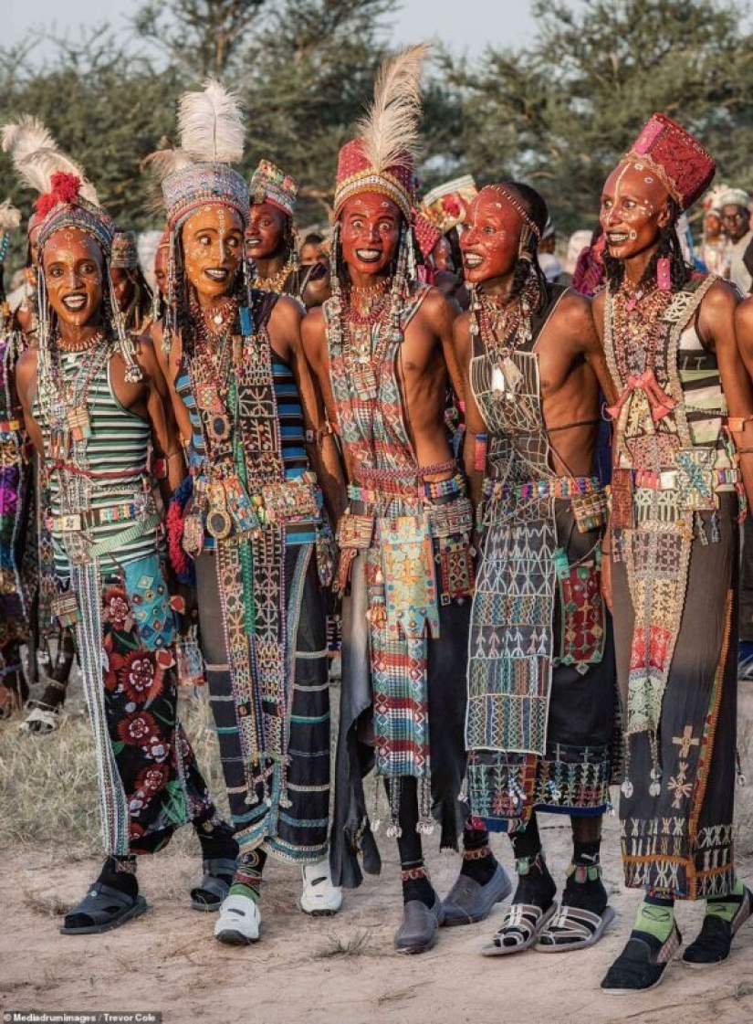 How is a beauty pageant among the men of the tribe wodaabe who judge teen girls