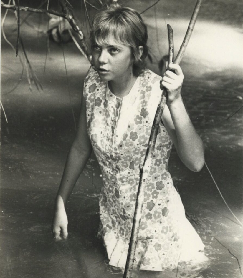 How Juliana Koepke survived alone in the jungle after a plane crash