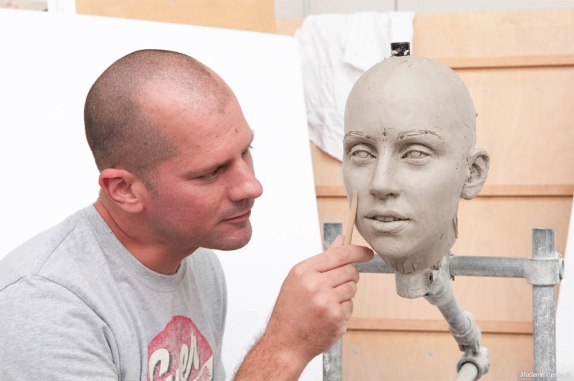 How Madame Tussauds wax figures are made