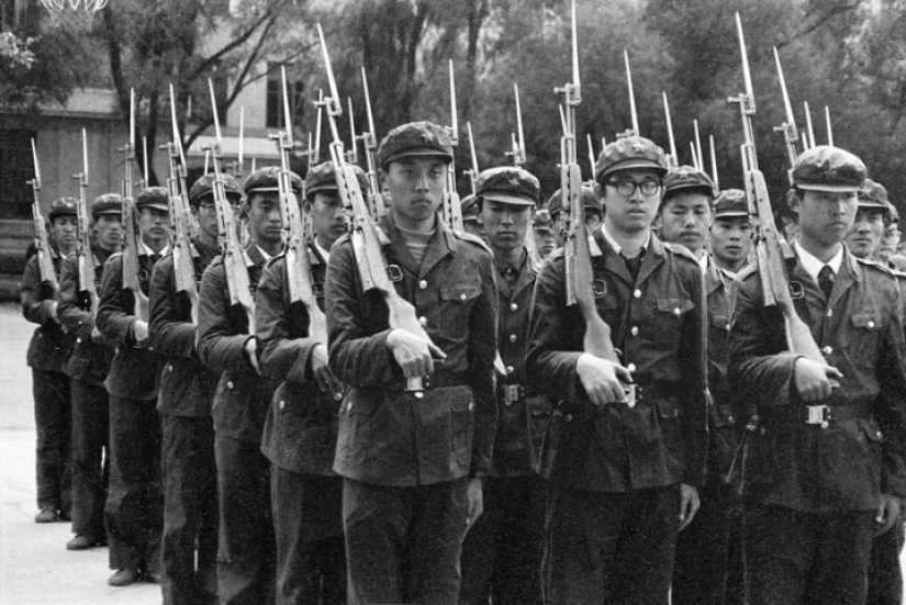 How students lived in China in the 1990s