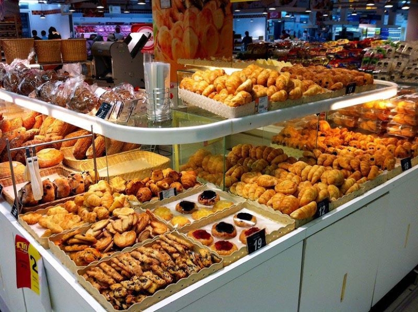 How supermarkets work: tricks that make you buy