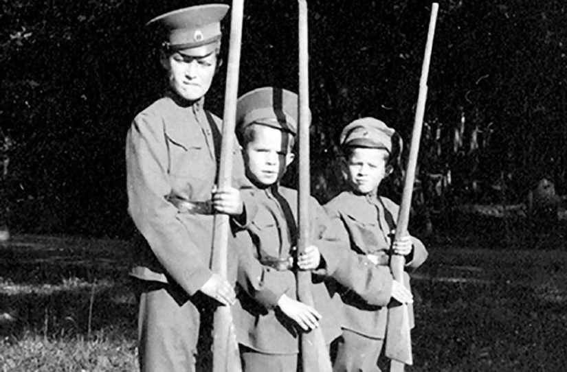 How the Romanov family lived their last days before their tragic execution