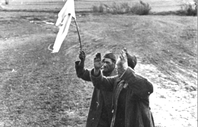 How the white flag became a symbol of an invitation to negotiations and a sign of capitulation