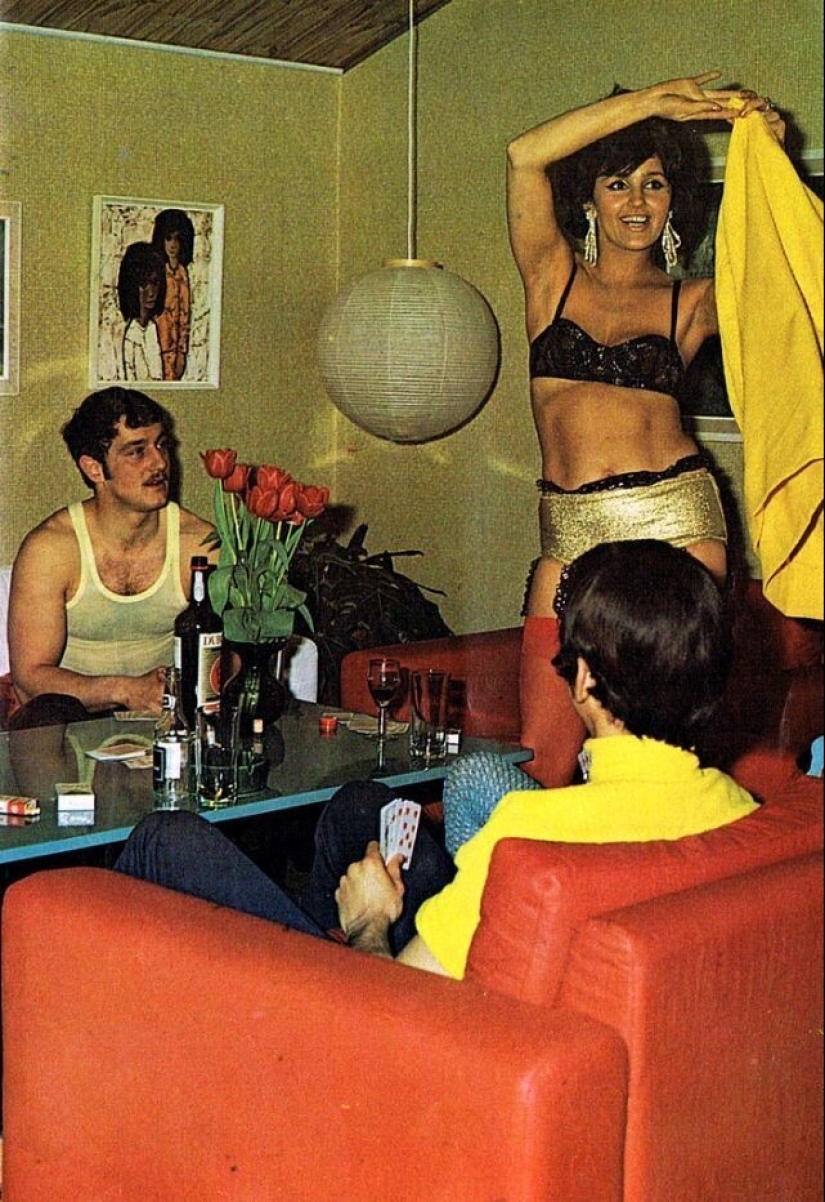 How they lit up at parties in the 1970s How they lit up at parties in the 1970s