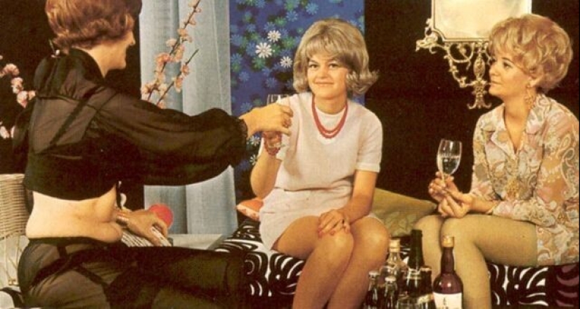 How they lit up at parties in the 1970s How they lit up at parties in the 1970s