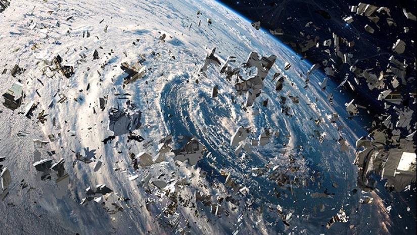 How to drink cognac and arrange a strike in space: scary, funny and mysterious stories of astronauts