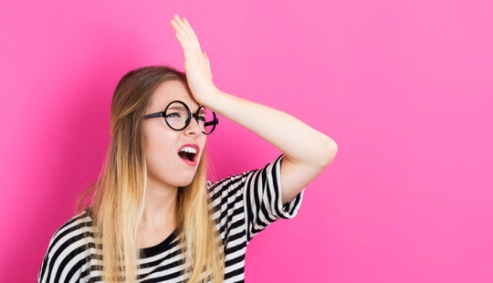 How to fail in just a few seconds: 20+ epic fail with the participation of beautiful girls